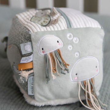 activity cube ocean mint 