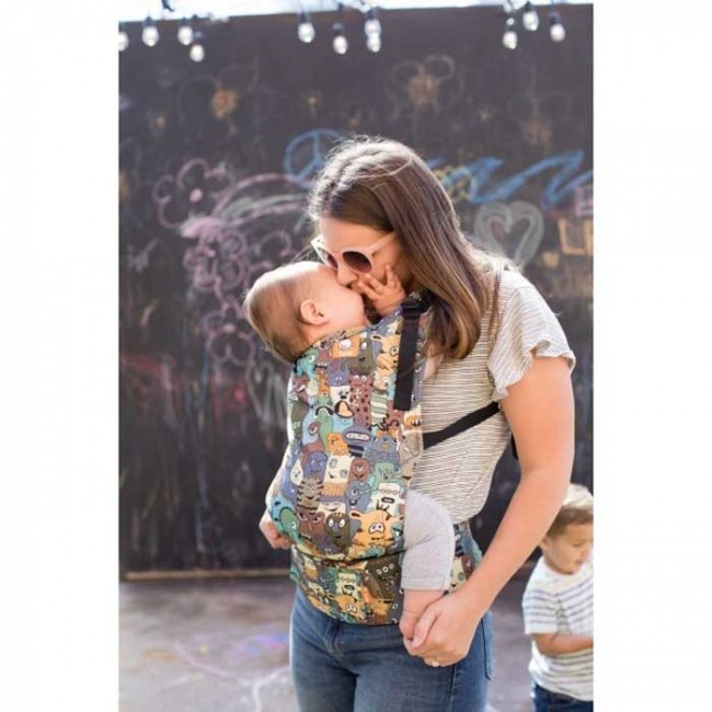 eye spy ergonomic baby carrier 