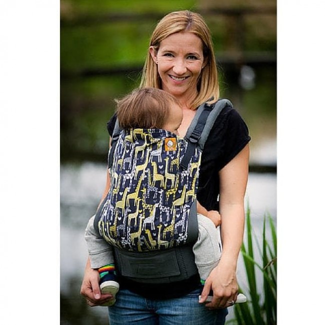 spotted love toddler carrier 