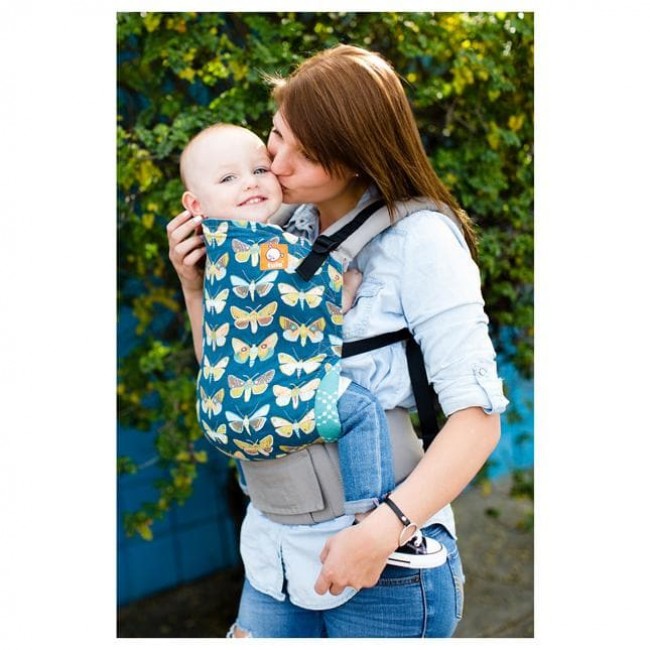 gossamer ergonomic baby carrier 