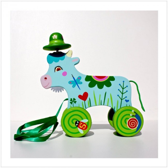 smily mucca in legno da trainare 