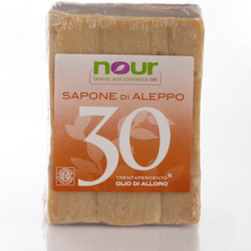 sapone di aleppo tradizionale al 30% di olio di alloro 200 g. nour 